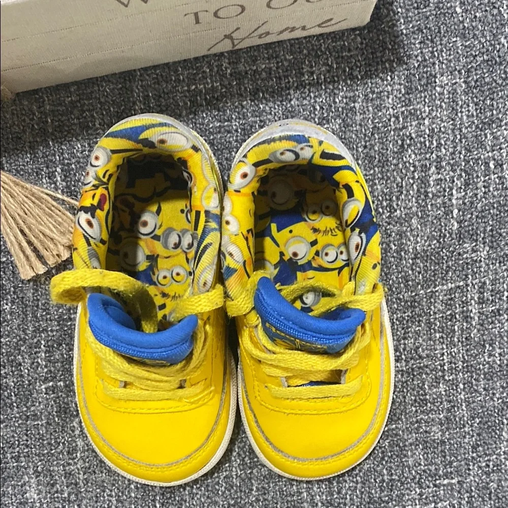 Reebok Kids minion Yellow Sneakers - Picture 2 of 6
